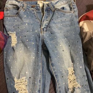 Selling these nice diamond jeans